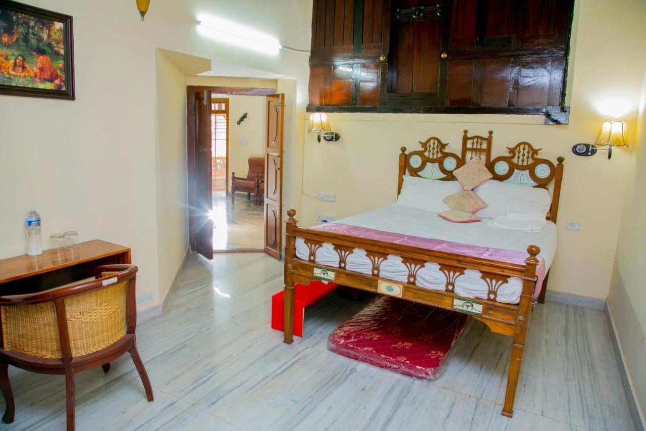 Trium Heritage Villa Chengannur Exterior foto